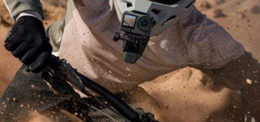 2026 年極限運動員佩戴 AI 頸掛式相機實測：越野摩托車 POV 第一人稱視角的數位記憶自動紀錄與語義索引